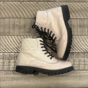 Vince Camuto Ivory Quilted Kids Combat Boots